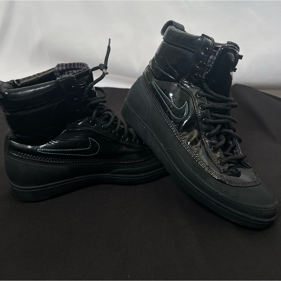 Nike high top weather boot sneaker - Picture 2 of 7